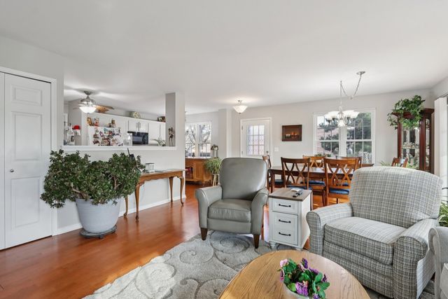 1279 Merrimack Court, Crystal Lake, IL 60014