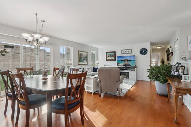 1279 Merrimack Court, Crystal Lake, IL 60014