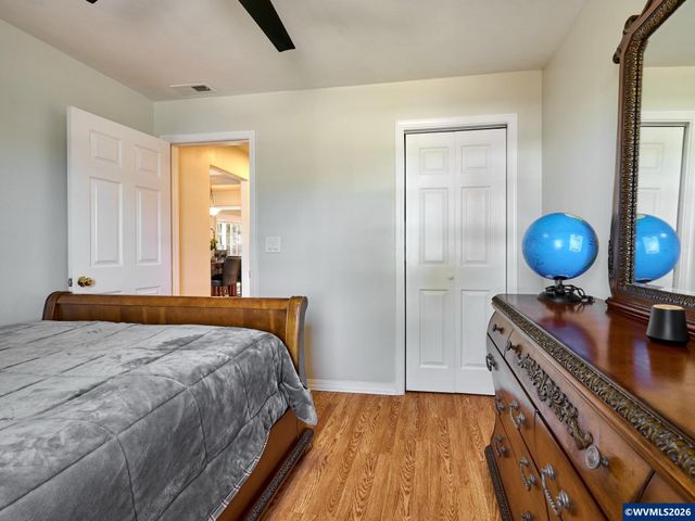 150 S Sheridan St, Mt Angel, OR 97362