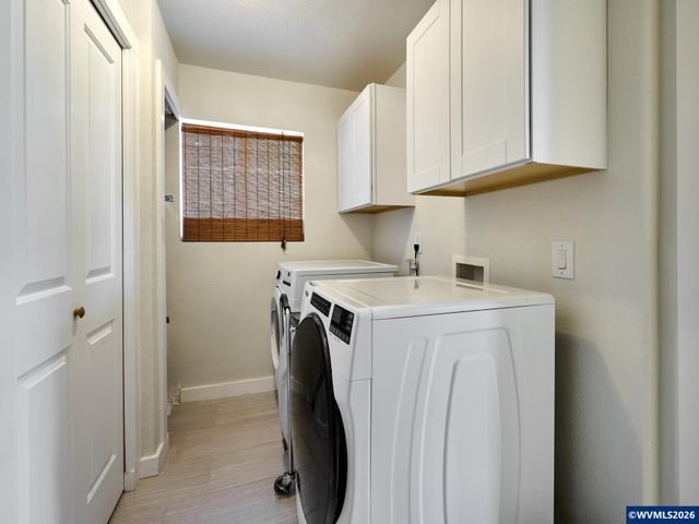 150 S Sheridan St, Mt Angel, OR 97362