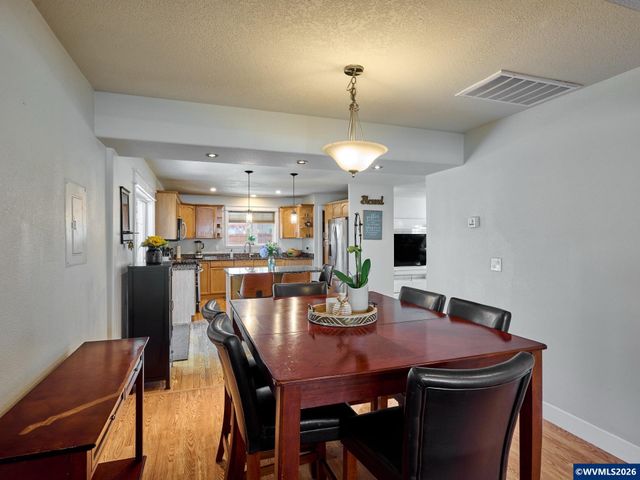 150 S Sheridan St, Mt Angel, OR 97362