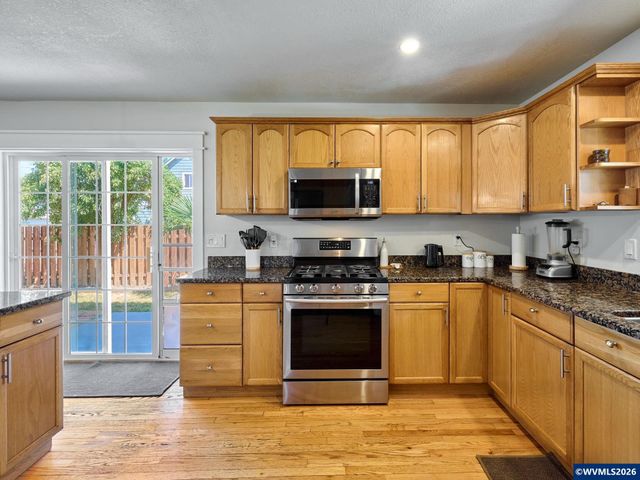 150 S Sheridan St, Mt Angel, OR 97362