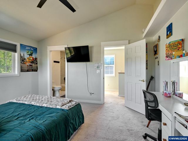 150 S Sheridan St, Mt Angel, OR 97362
