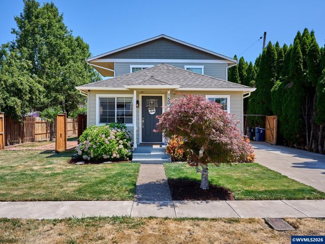 150 S Sheridan St, Mt Angel, OR 97362