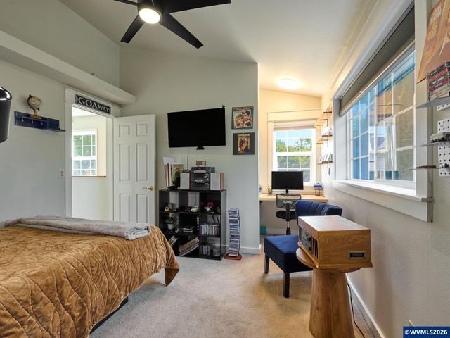 150 S Sheridan St, Mt Angel, OR 97362
