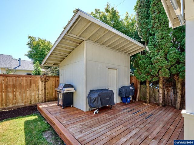 150 S Sheridan St, Mt Angel, OR 97362