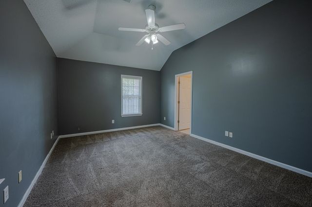 1533 SISKIN DR, Cordova, TN 38016