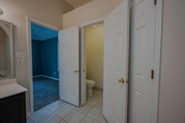 1533 SISKIN DR, Cordova, TN 38016