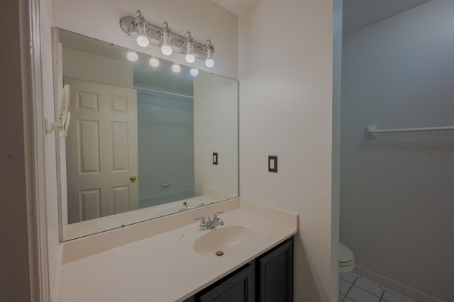 1533 SISKIN DR, Cordova, TN 38016