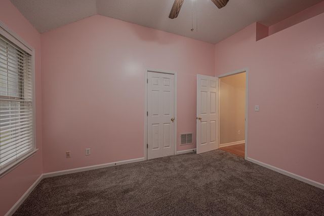 1533 SISKIN DR, Cordova, TN 38016