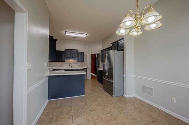 1533 SISKIN DR, Cordova, TN 38016