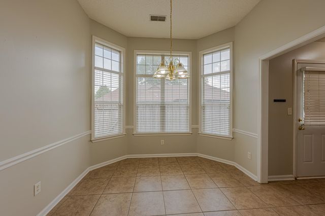 1533 SISKIN DR, Cordova, TN 38016