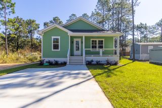 79 S 4Th Street, Santa Rosa Beach, FL 32459