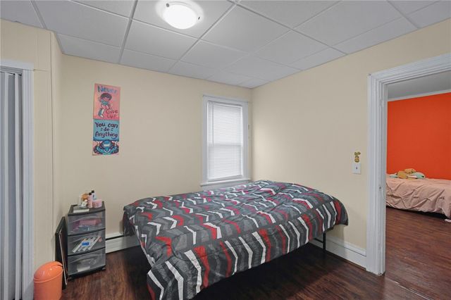 11 Eva Street, Providence, RI 02909