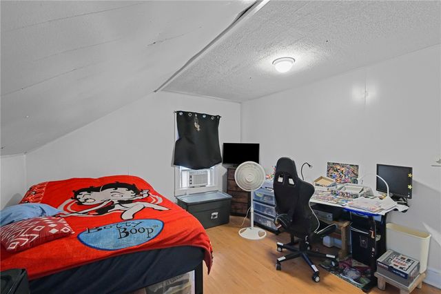 11 Eva Street, Providence, RI 02909