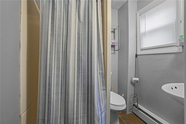 11 Eva Street, Providence, RI 02909