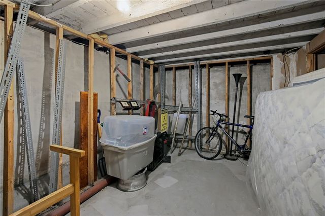 11 Eva Street, Providence, RI 02909