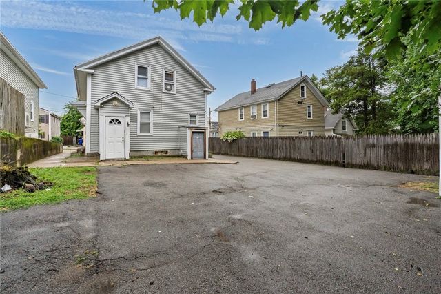 11 Eva Street, Providence, RI 02909