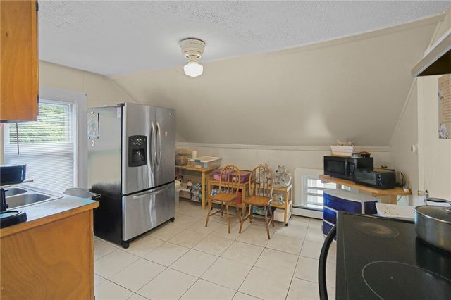 11 Eva Street, Providence, RI 02909