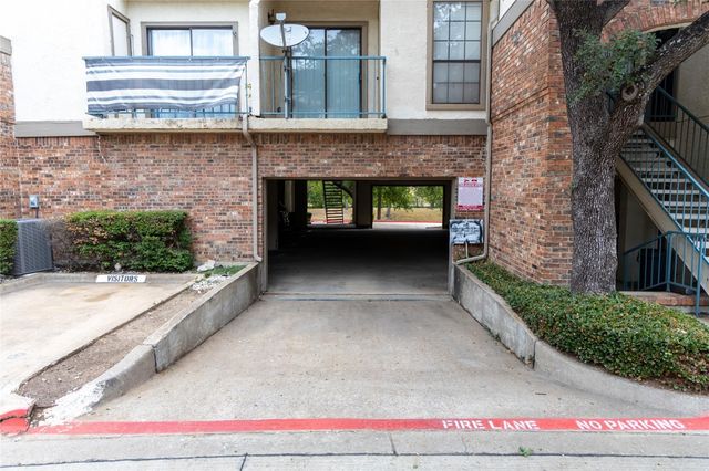 501 Arbor Creek Drive 207, Euless, TX 76039