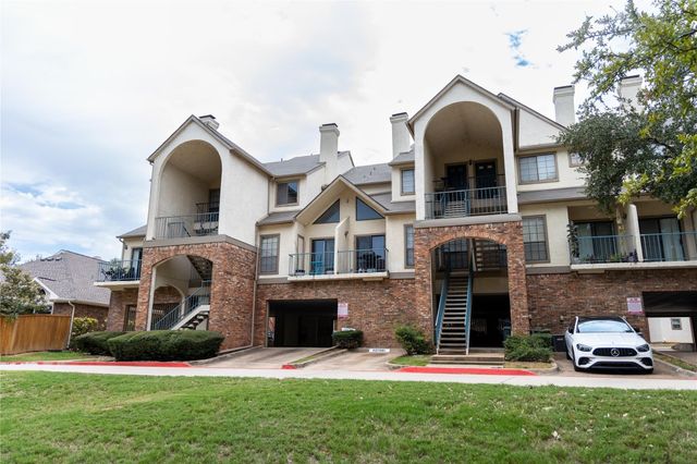 501 Arbor Creek Drive 207, Euless, TX 76039