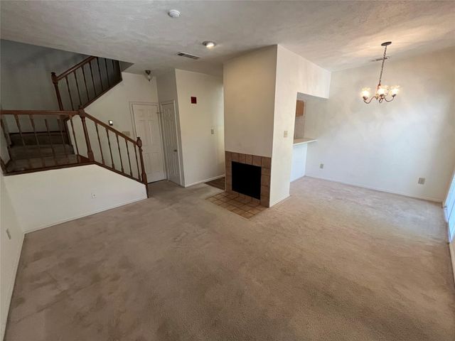501 Arbor Creek Drive 207, Euless, TX 76039