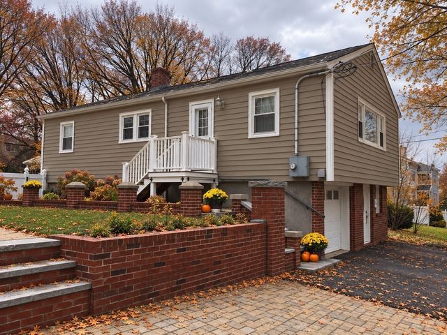 10 Ellswood Street, Boston, MA 02132