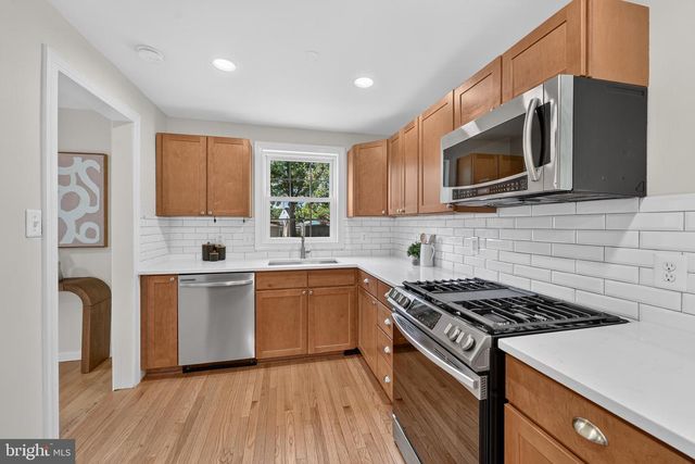 6010 BANGOR DR, Alexandria, VA 22303