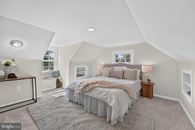 6010 BANGOR DR, Alexandria, VA 22303
