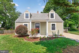 6010 BANGOR DR, Alexandria, VA 22303