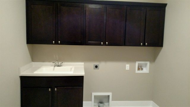 9421 Sassafras Trail 76, Portage, MI 49002