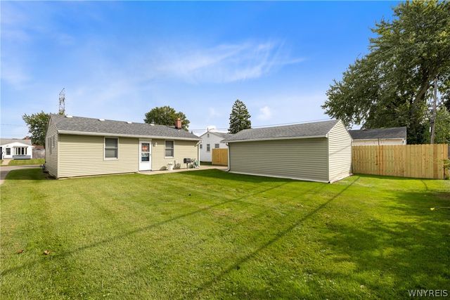 128 Wheaton Drive, Cheektowaga, NY 14225