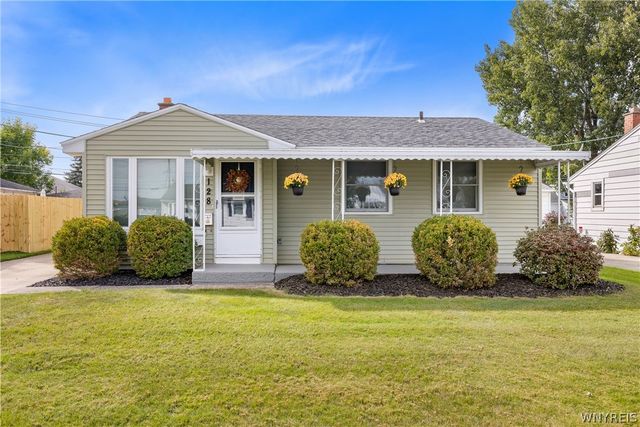 128 Wheaton Drive, Cheektowaga, NY 14225