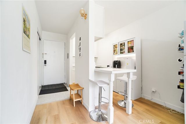 525 S Ardmore 338, Los Angeles, CA 90020