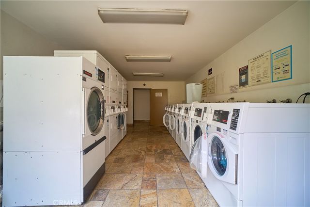 525 S Ardmore 338, Los Angeles, CA 90020