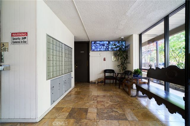 525 S Ardmore 338, Los Angeles, CA 90020