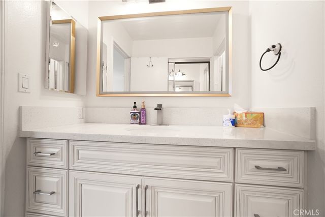 525 S Ardmore 338, Los Angeles, CA 90020