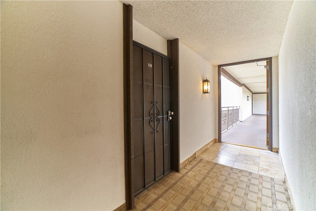 525 S Ardmore 338, Los Angeles, CA 90020