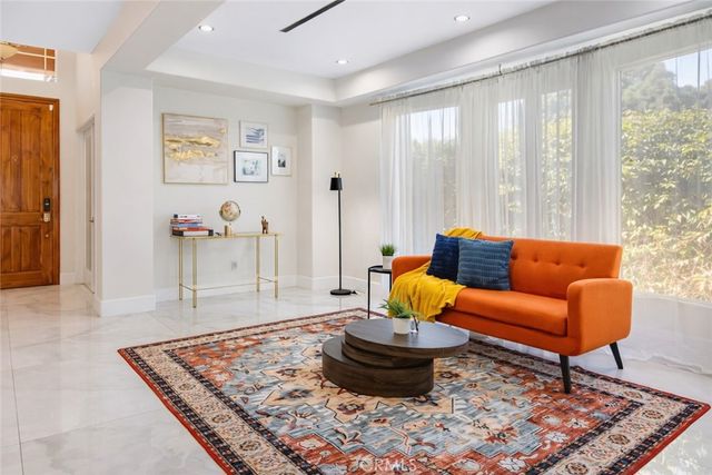 17181 Kingsbury, Granada Hills, CA 91344