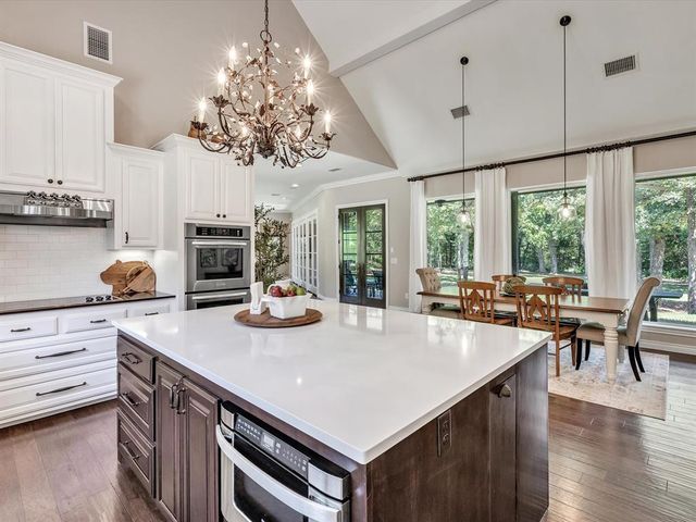 6941 E Coffee Creek Road, Edmond, OK 73034