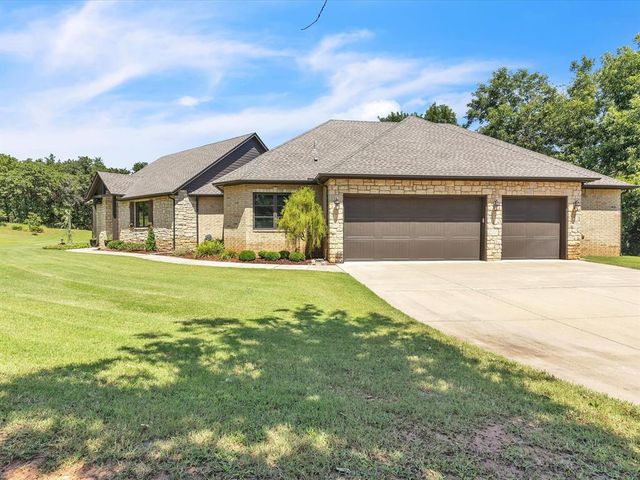 6941 E Coffee Creek Road, Edmond, OK 73034