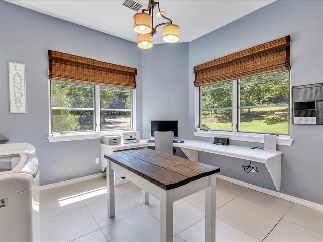 6941 E Coffee Creek Road, Edmond, OK 73034