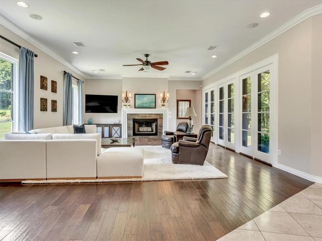 6941 E Coffee Creek Road, Edmond, OK 73034