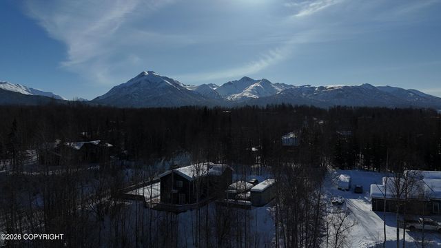 21503 Alderleaf Court, Chugiak, AK 99567