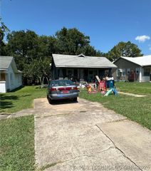 415 W Adams Avenue, Mcalester, OK 74501
