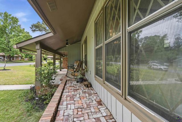 105 Fox Glen Drive, Warner Robins, GA 31088