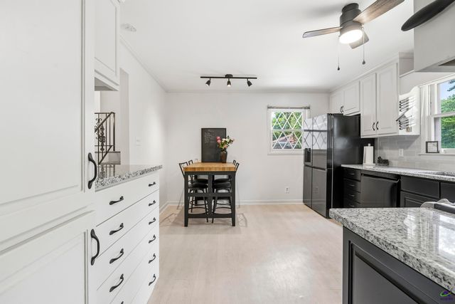 105 Fox Glen Drive, Warner Robins, GA 31088