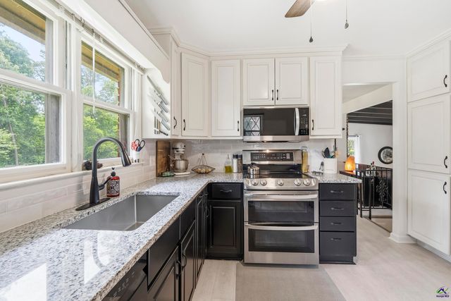 105 Fox Glen Drive, Warner Robins, GA 31088