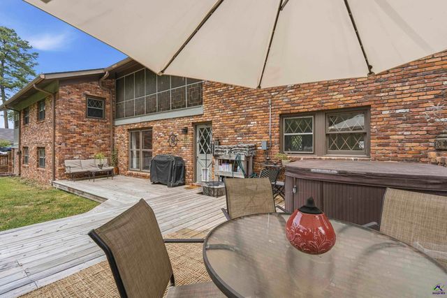 105 Fox Glen Drive, Warner Robins, GA 31088