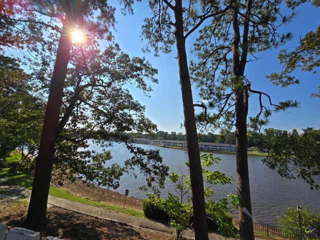 105 Fox Glen Drive, Warner Robins, GA 31088
